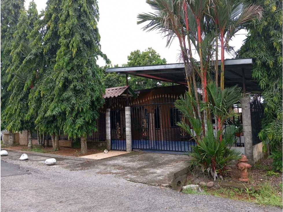 Se Vende Casa en los Algarrobos - 2