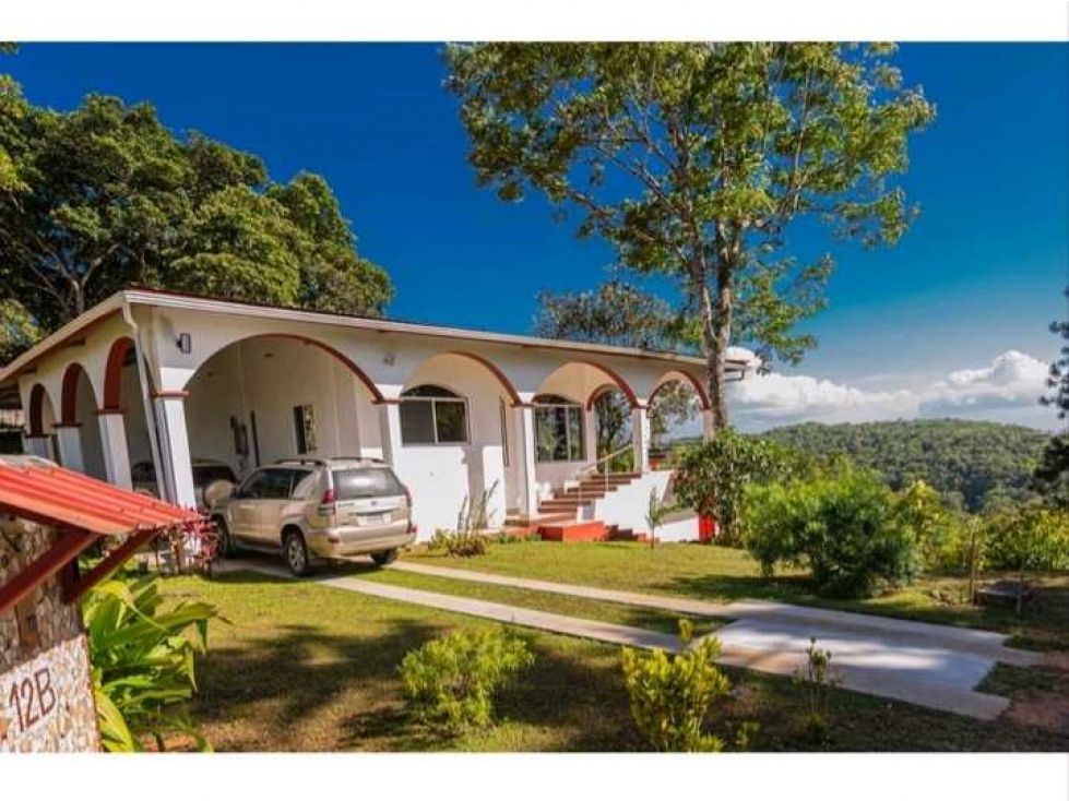Se Vende Casa en Los Altos de Cerro Azul - 1