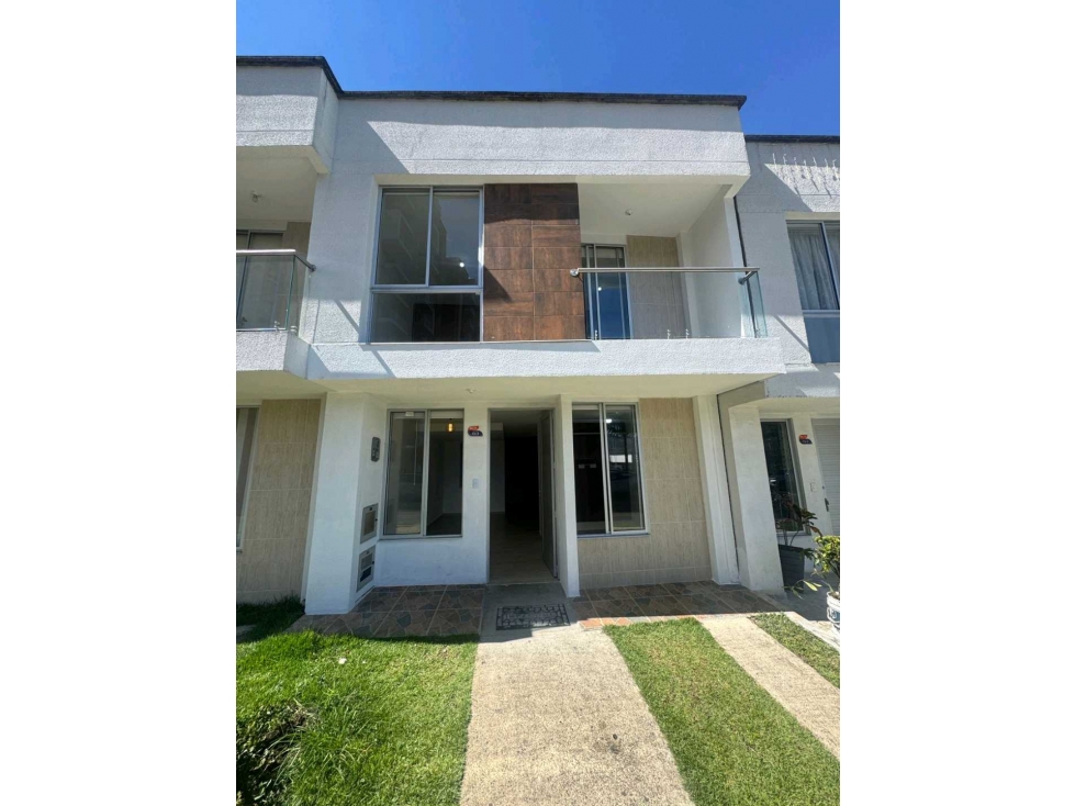SE VENDE CASA EN MIRADOR DE VILLAVENTO REFORMADA TOTALMENTE