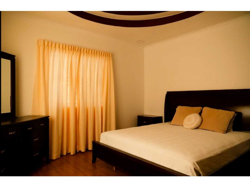 VENTA CASA EN OBARRIO CON 4 RECAMARAS COMERCIAL - 4