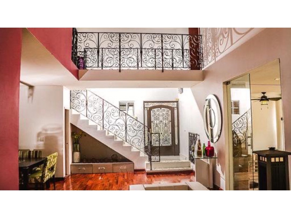 SE VENDE CASA EN PH FUENTE DEL FRESNO SUPER REMODELADA CON 768M2 JP - 4
