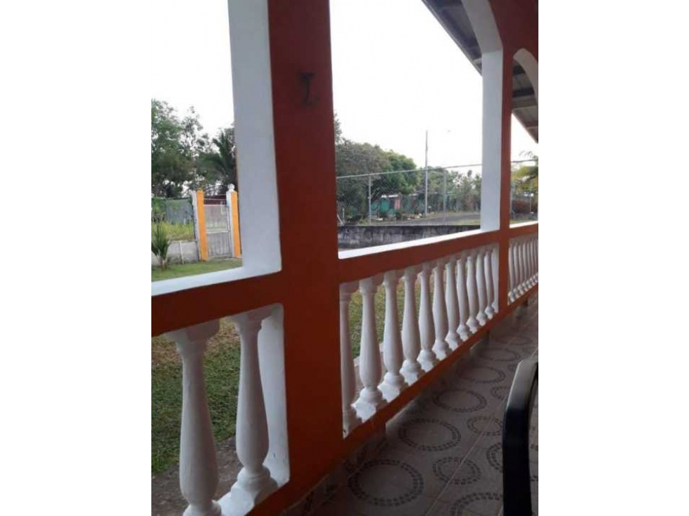 SE VENDE CASA EN PLAYA FARALLON PANAMÁ - 4