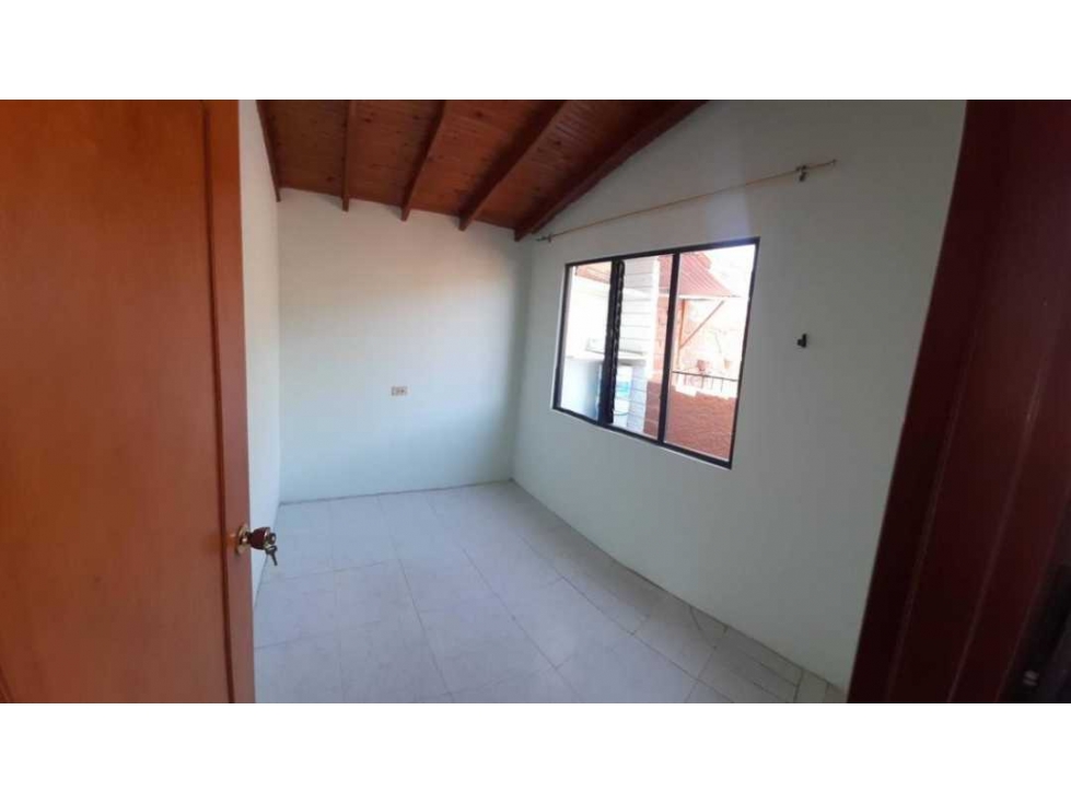 SE VENDE CASA PISO 4 EN BARRIO PRADO DE BELLO — foto 4