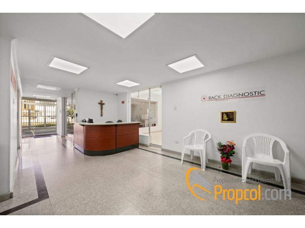 CASA DE OFICINAS EN VENTA, PUENTE LARGO