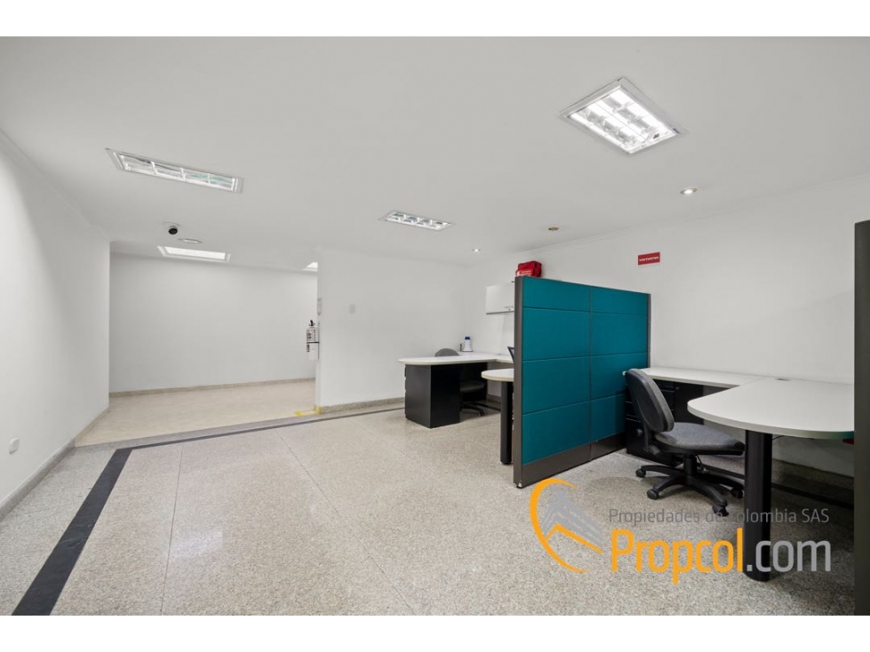 CASA DE OFICINAS EN VENTA, PUENTE LARGO — foto 2