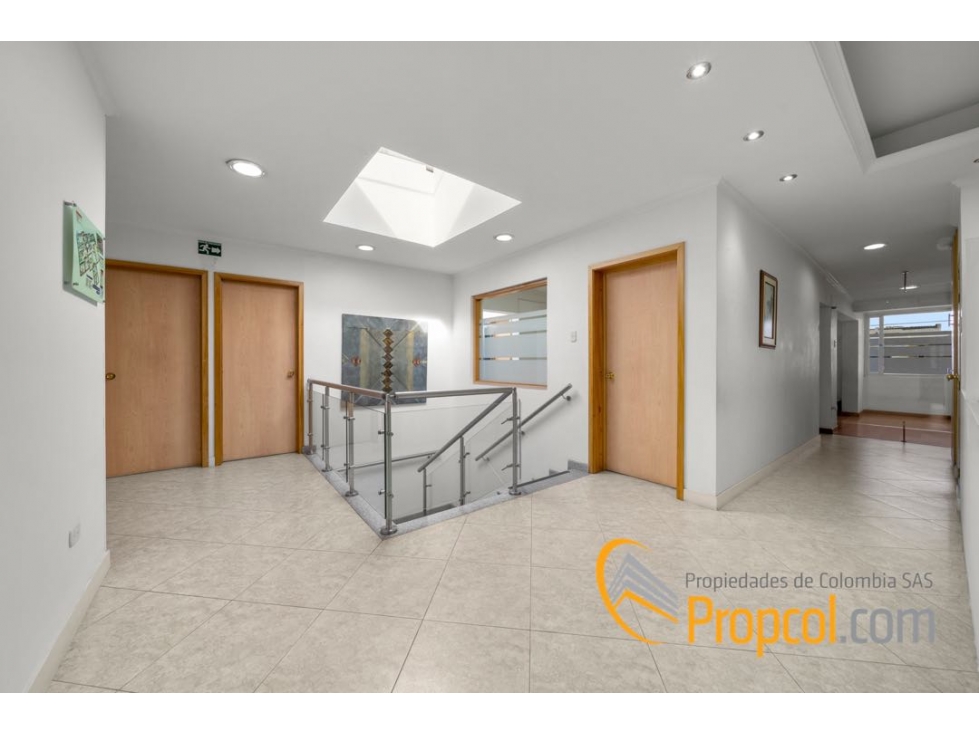 CASA DE OFICINAS EN VENTA, PUENTE LARGO — foto 6