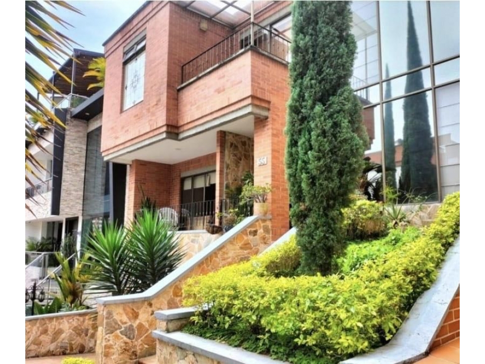Se vende casa en sabaneta sector San José