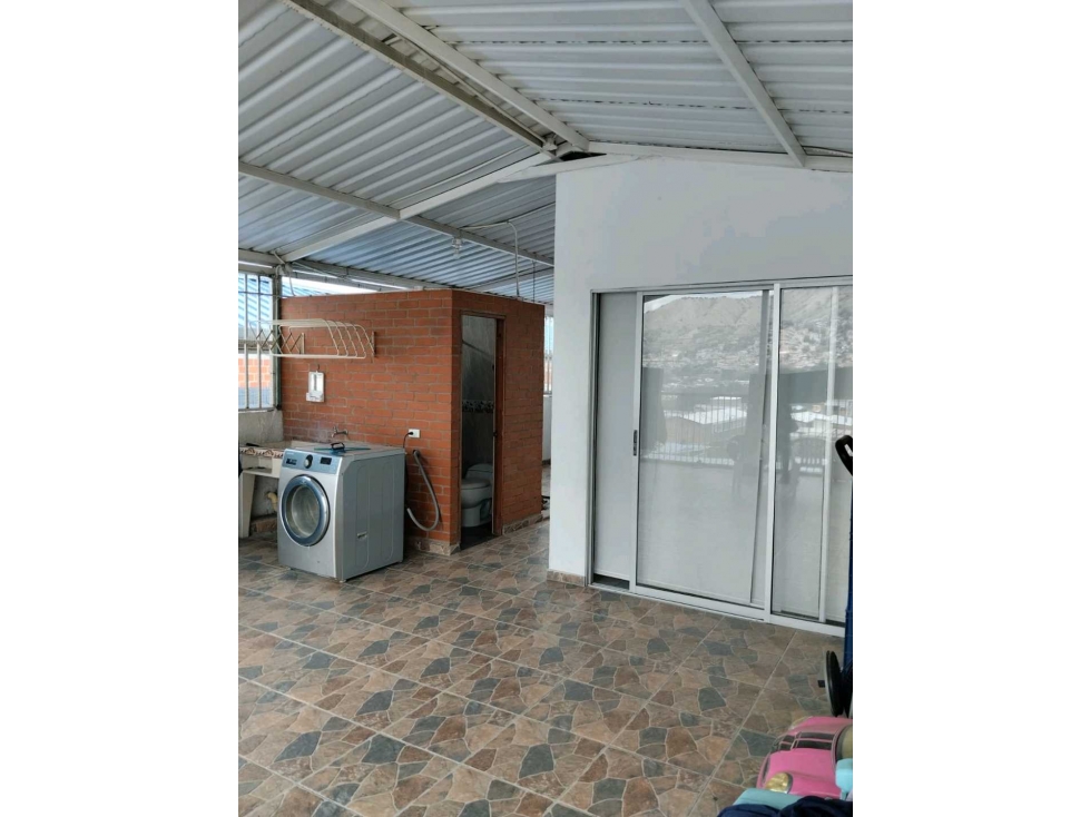 SE VENDE CASA EN SAN FERNANDO BAJO- YUMBO VALLE - 4
