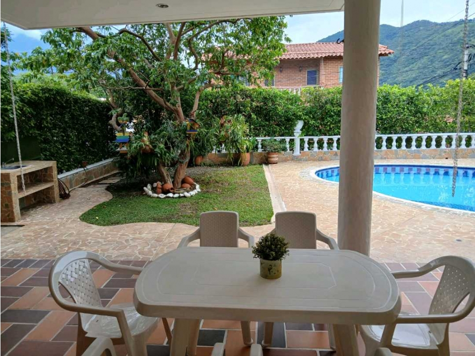 Se vende casa en san jerónimo antioquia