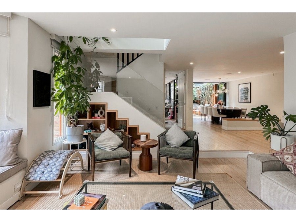 Se VENDE Casa en Santa Ana
