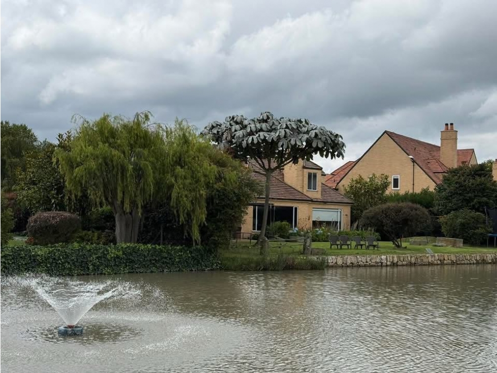 Copia de SE VENDE CASA EN SANTA ANA DE CHIA II ( Con vista al lago )409 mts — foto 3