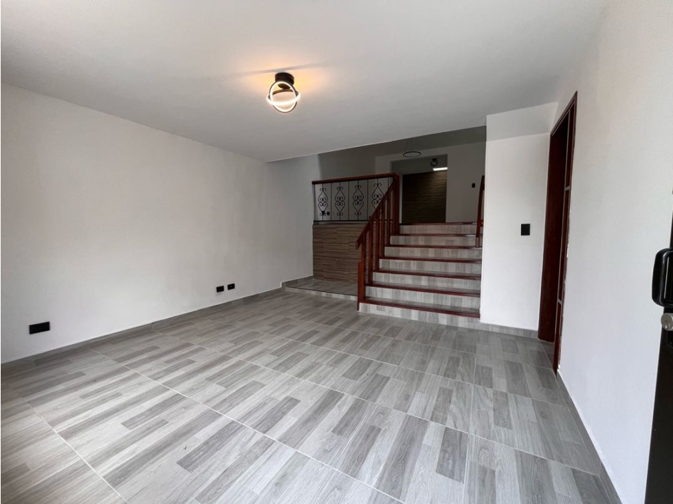 SE VENDE CASA EN SANTA ROSA DE CABAL - 1