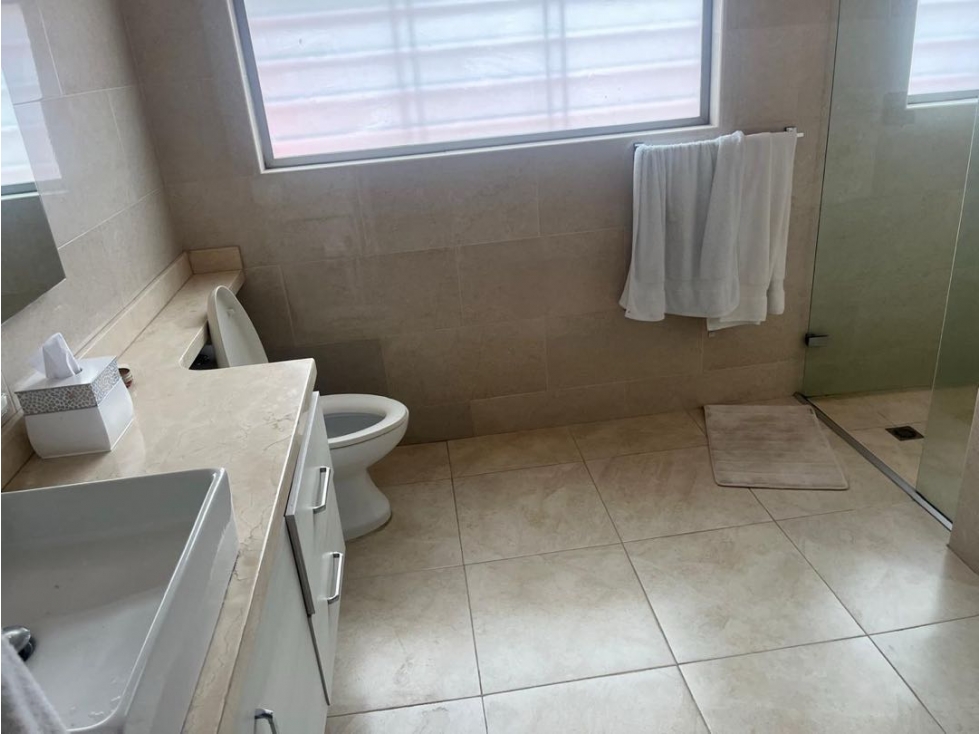 SE VENDE, Casa en Sincelejo Barrio Venecia - 4