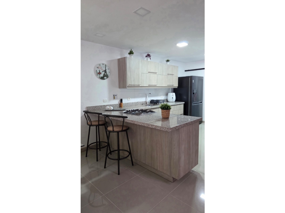 Se vende casa en unidad abierta en el corazón del Retiro - 6