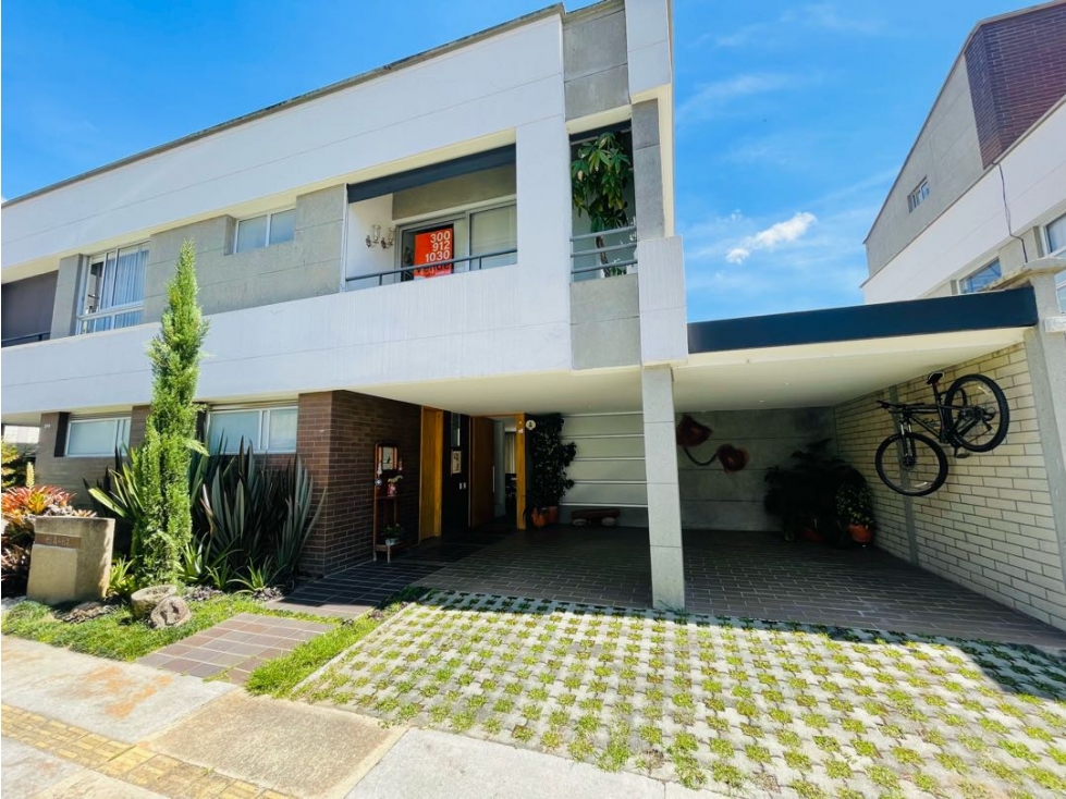 Se vende casa en unidad cerrada sector porvenir Rionegro — foto 2