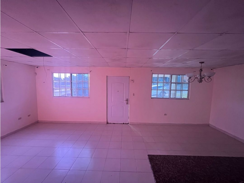 SE VENDE CASA EN URB SAN LORENZO LAS CUMBRES — foto 4