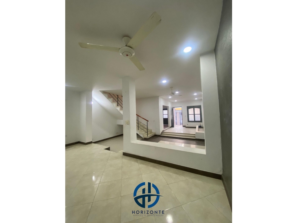 SE VENDE CASA EN URBANIZACIÓN TAMACA — foto 4