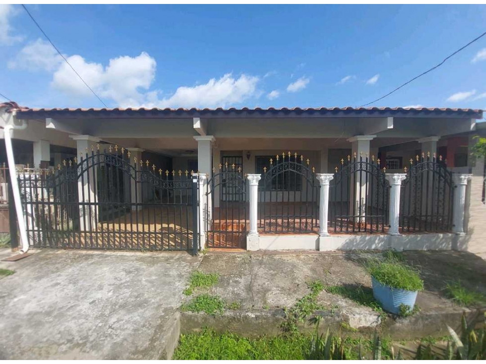 Casa en venta en Villa Bonita Miraflores Penonomé
