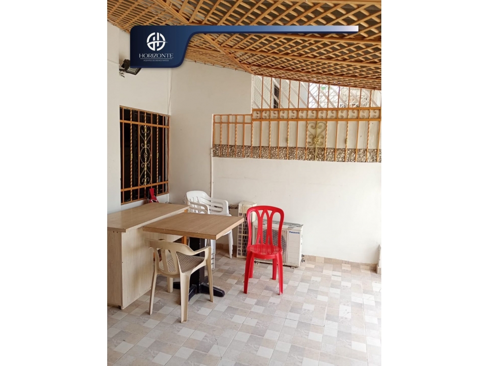 SE VENDE CASA EN VILLA DEL CAMPO, SECTOR CISNE