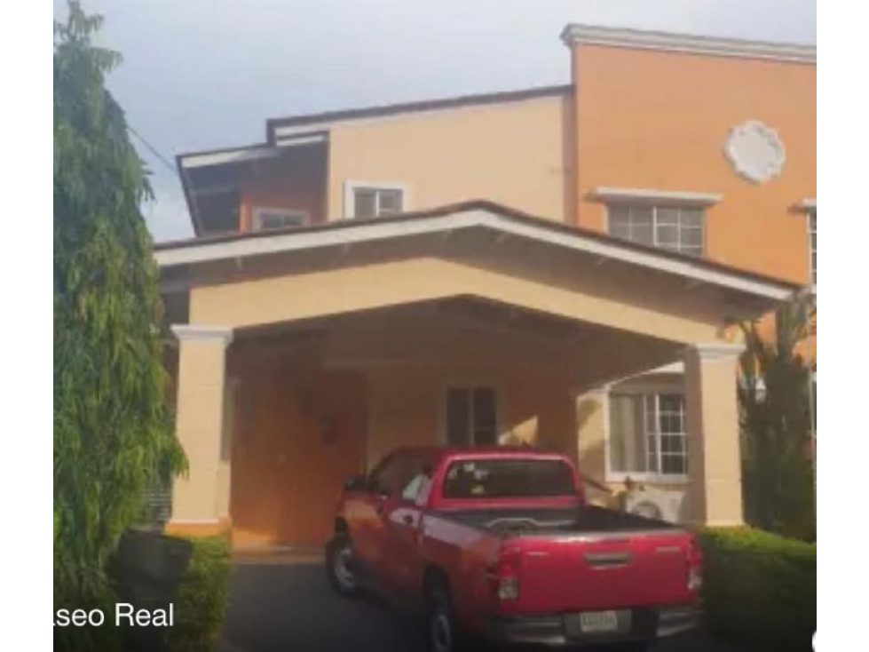 SE VENDE CASA EN VILLA LUCRE $230,000 AM