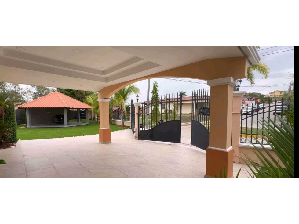 SE VENDE CASA EN VILLA LUCRE- ALTOS DE SAN RAFAEL REMODELADA 397m2 JP - 4