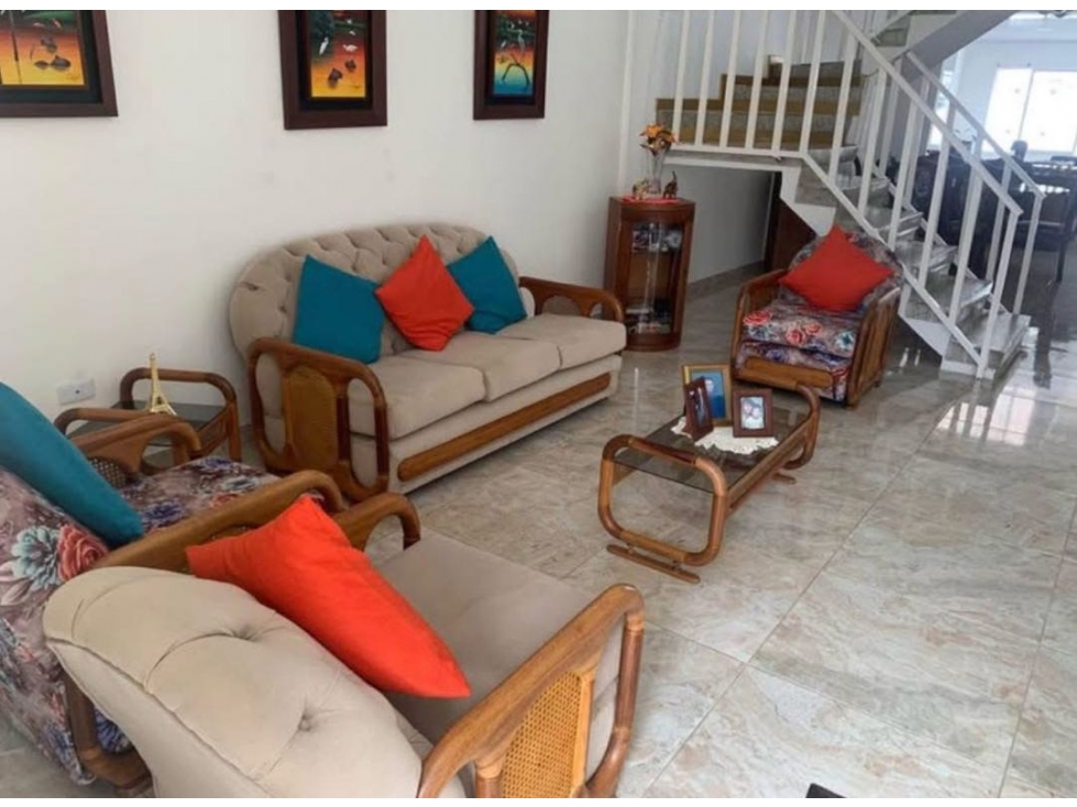 Se vende casa en Villavicencio Sector de la grama / Barrio El Triunfo — foto 2