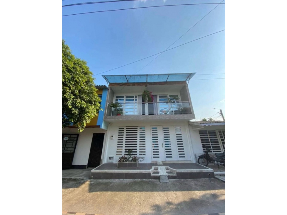 Se vende casa en Villavicencio / Parque habitacional La Esmeralda sect