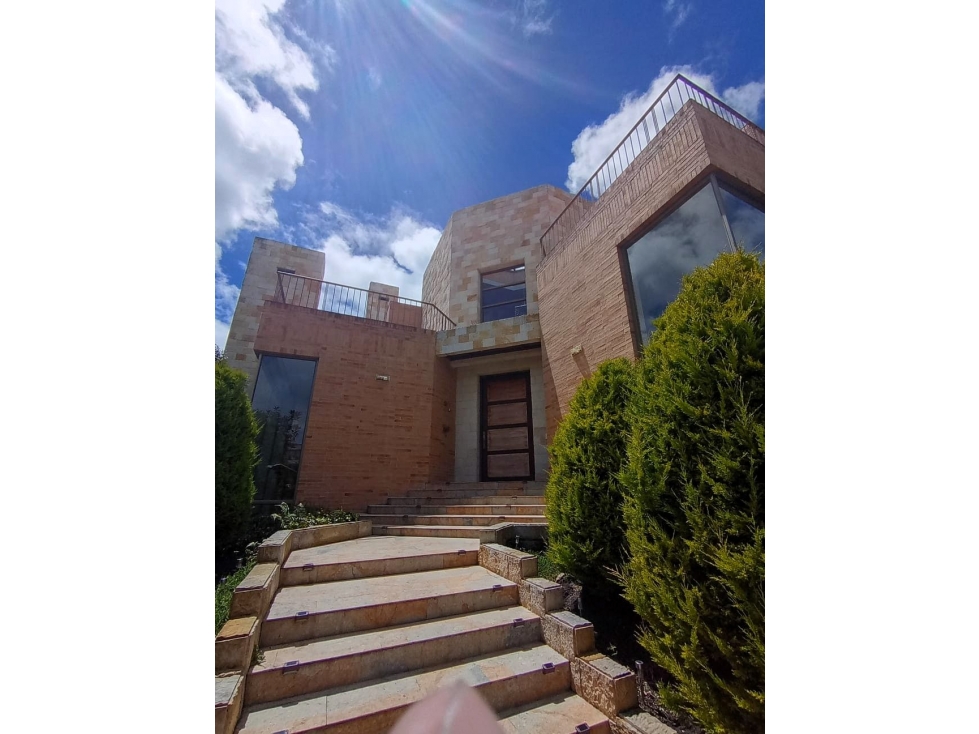 CASA EN VENTA YERBABONITA BOSQUE NATIVO, SOPO