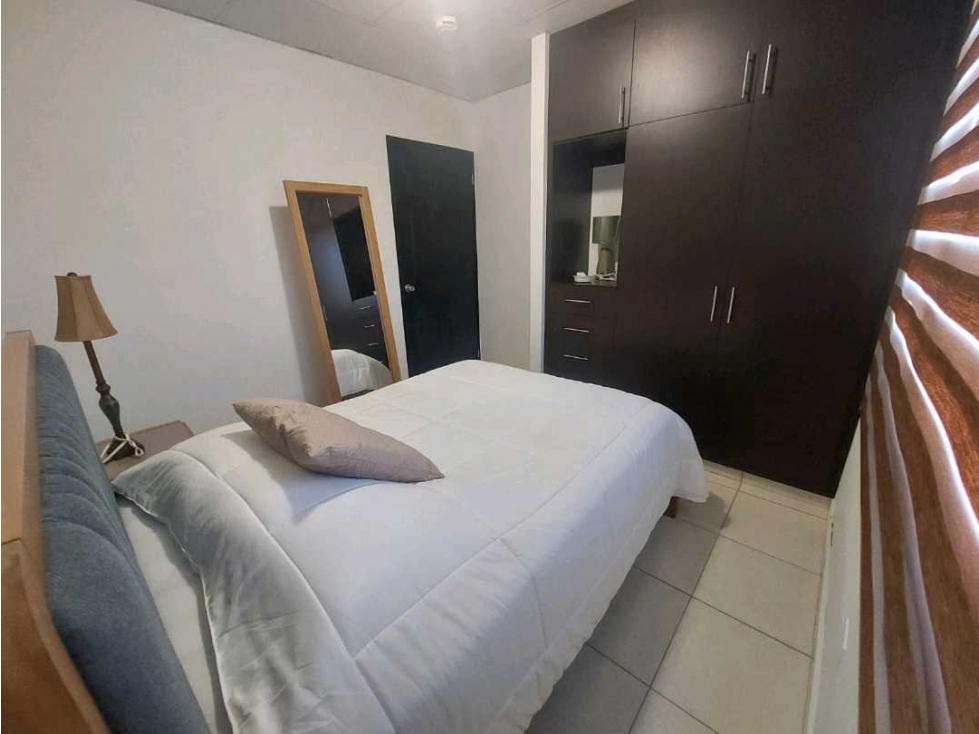 Casa en venta en Miraflores Penonomé equipada con linea blanca mueble — foto 5