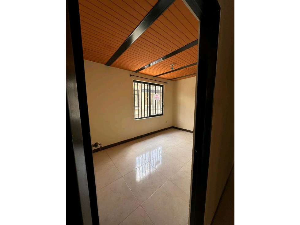 SE VENDE CASA ESQUINERA EN ARMENIA QUINDIO. BARRIO SAN VICENTE — foto 2