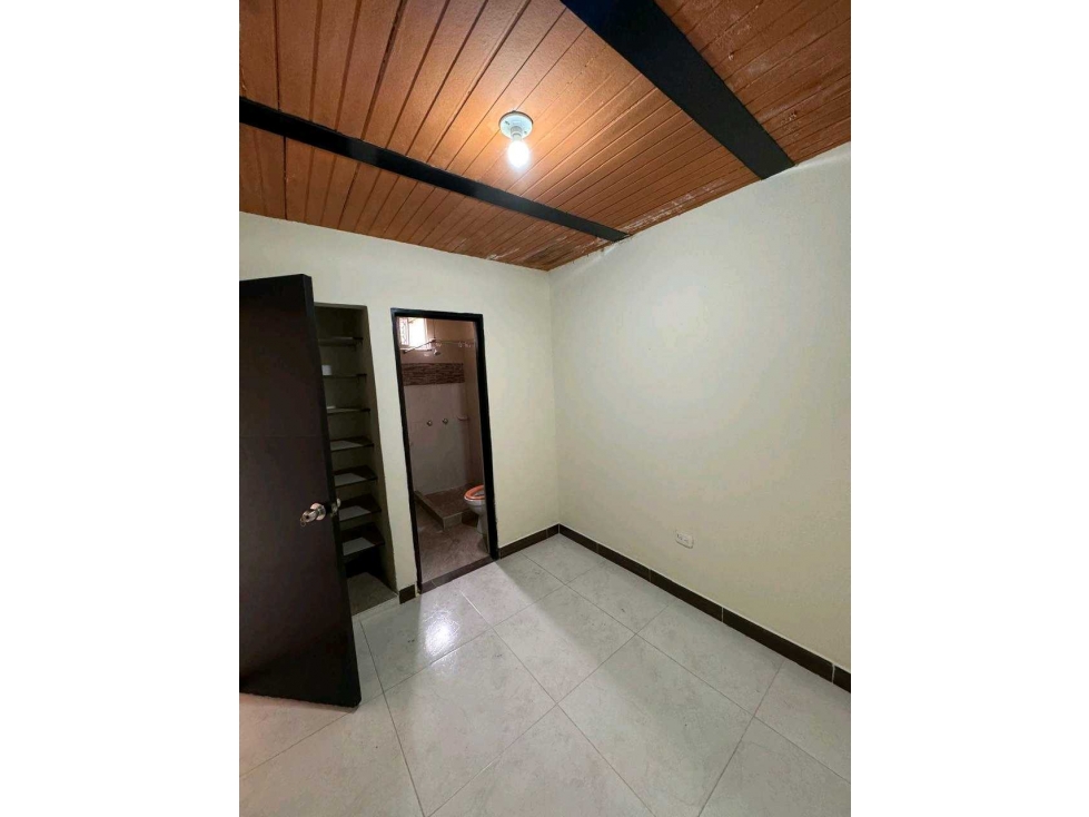 SE VENDE CASA ESQUINERA EN ARMENIA QUINDIO. BARRIO SAN VICENTE — foto 3