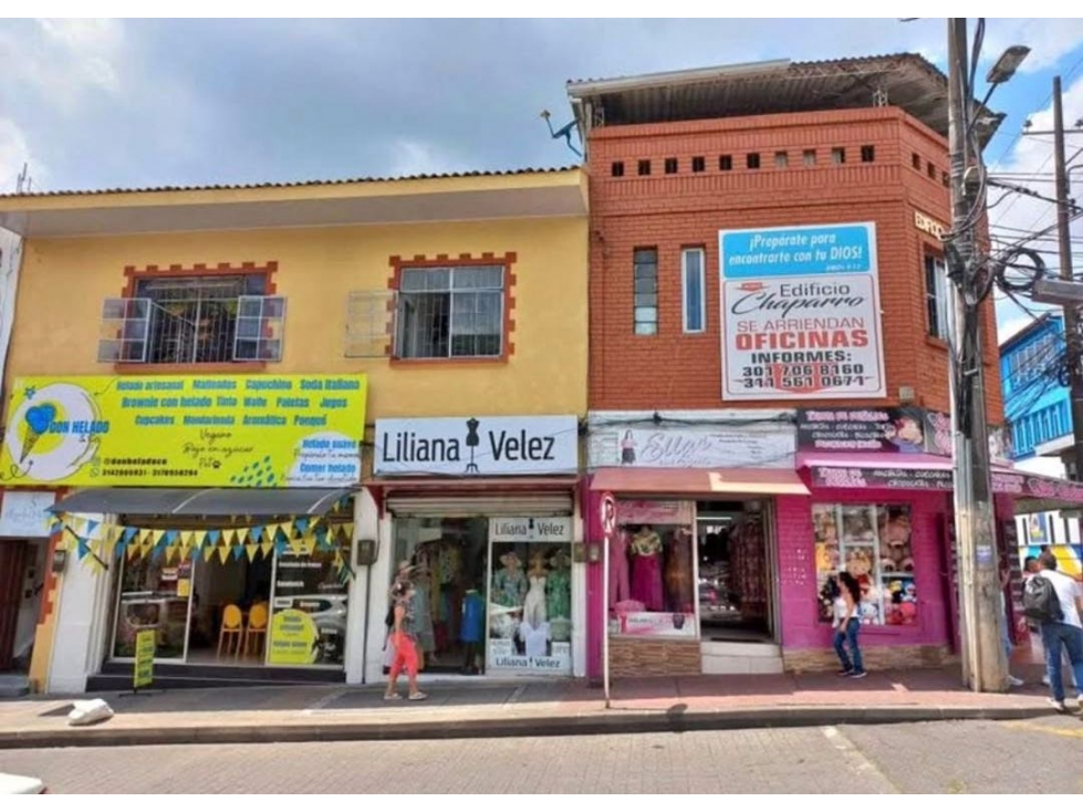 Se vende casa esquinera / Centro de Villavicencio