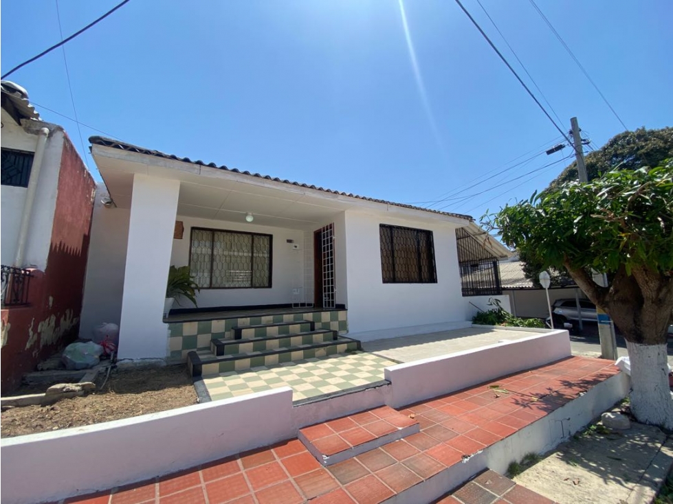 SE VENDE CASA ESQUINERA DE 10 x 10, BARRIO EL SILENCIO, BARRANQUILLA