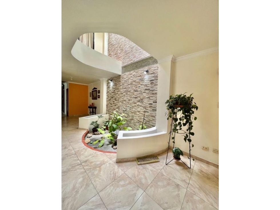 Casa esquinera con terraza en venta | Las Mercedes - Palmira - 3