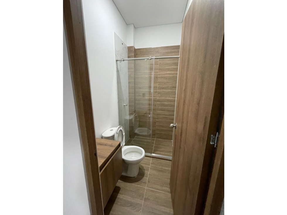 SE VENDE CASA ESQUINERA DE DOS NIVELES CON LOCAL BARRIO VILLA SALOMÉ — foto 4