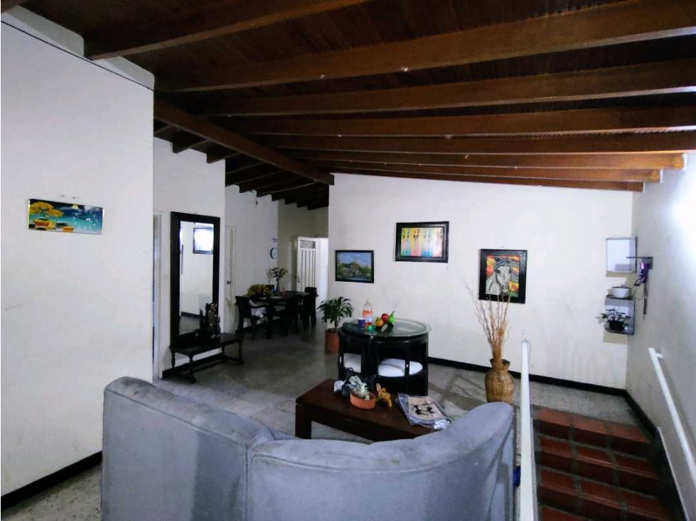 SE VENDE CASA ESQUINERA. PISO 2 EN LOS COLORES — foto 3