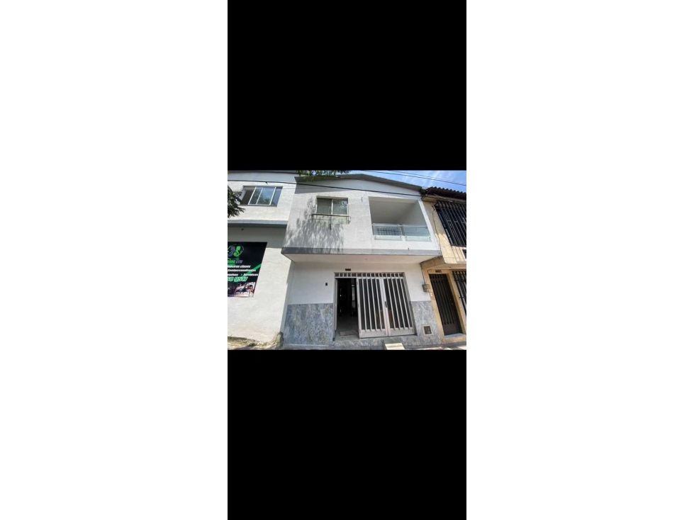 SE VENDE CASA FAMILIAR EN BARRIO CAÑARTE( 36.CON.5 BIS) - 1