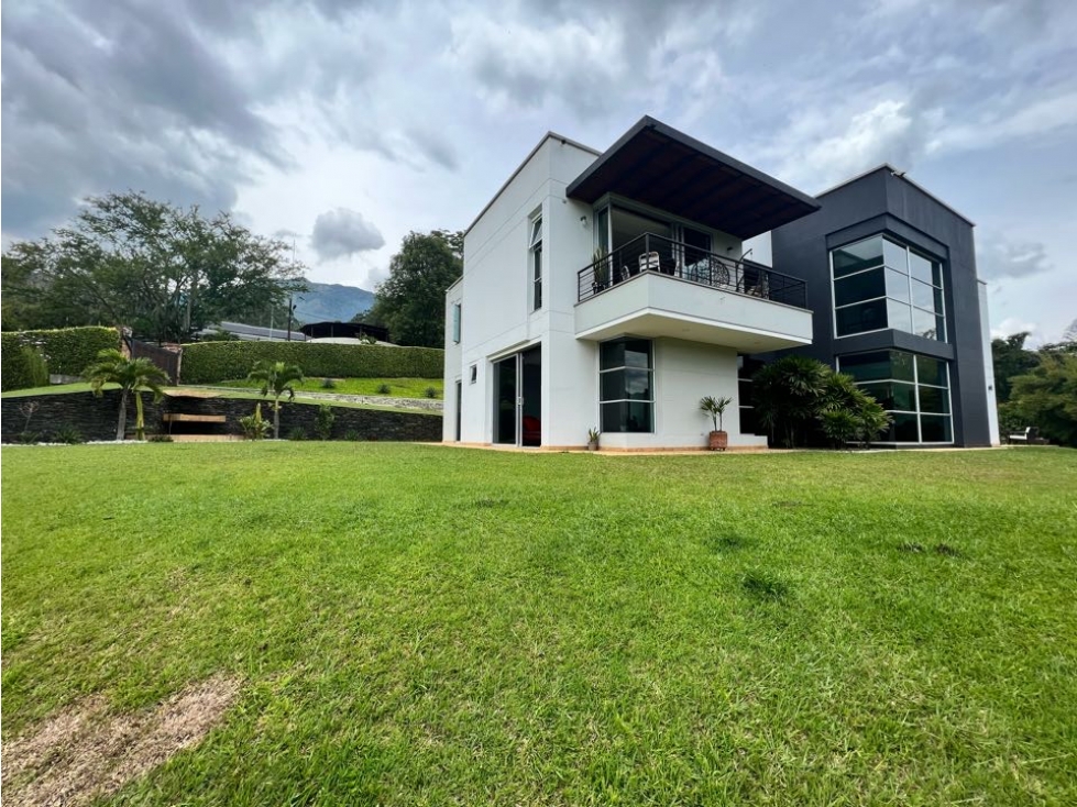 SE VENDE CASA FINCA EN COPACABANA EN UNIDAD CERRADA - 3