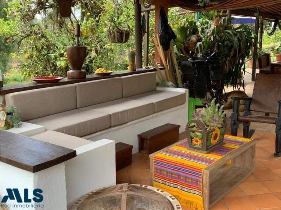 SE VENDE CASA FINCA EN GUARNE(MLS#240620) - 5