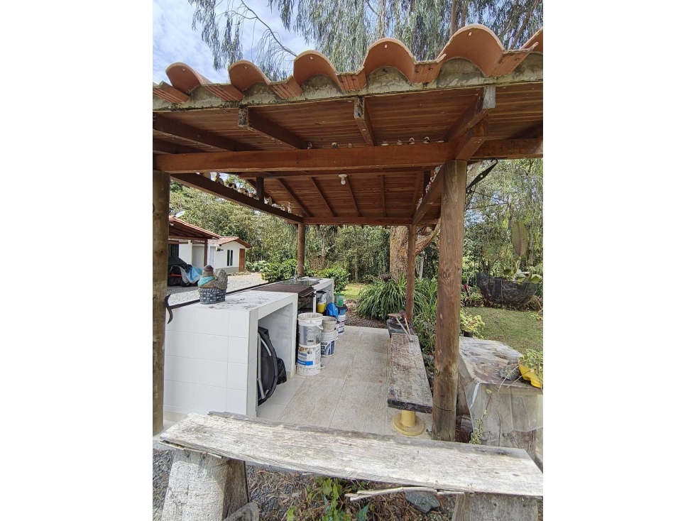 SE VENDE CASA FINCA EN LA CEJA,VEREDA EL TABOR - 5