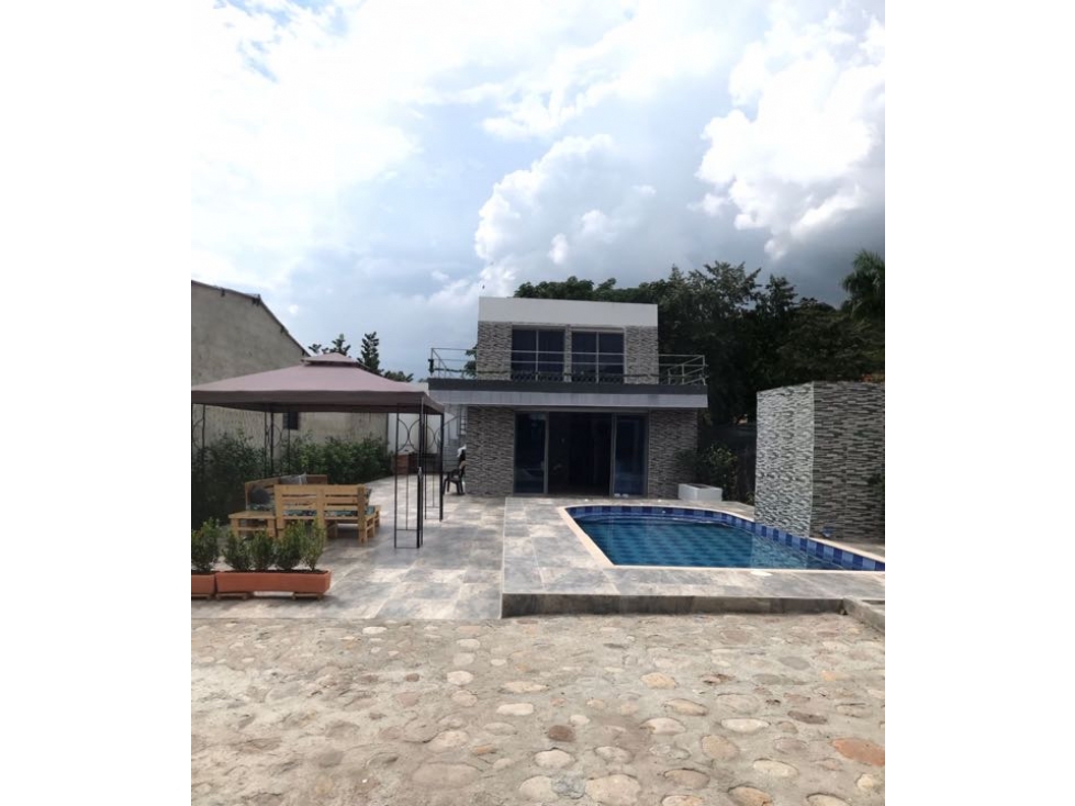 SE VENDE CASA FINCA EN TOCAIMA.A