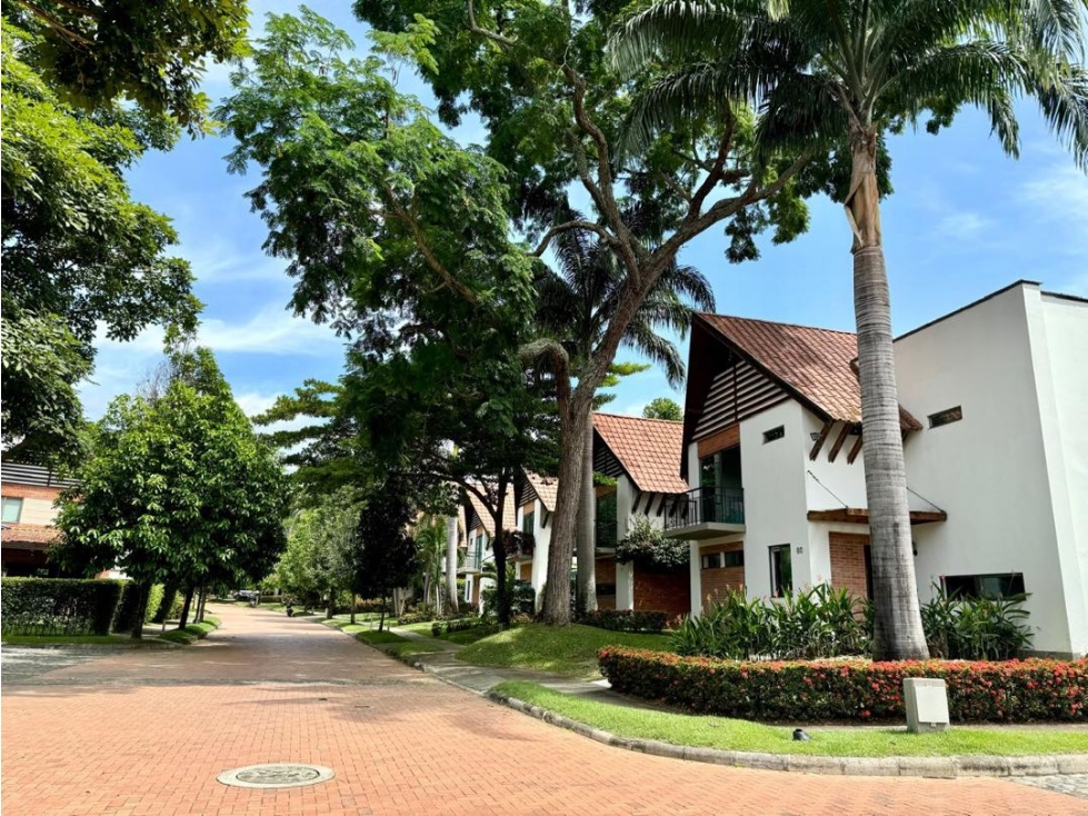 SE VENDE CASA EN HACIENDA. UNIDAD CERRADA. SANTA FE DE ANT - 1