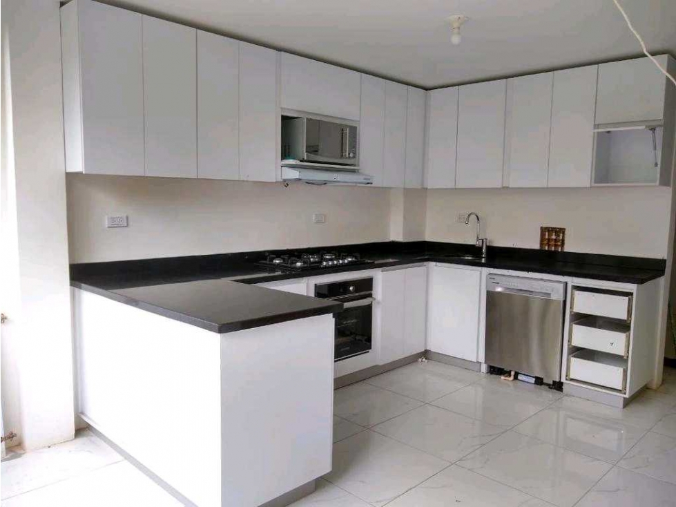 Se vende casa hotel en el norte de Armenia Quindio