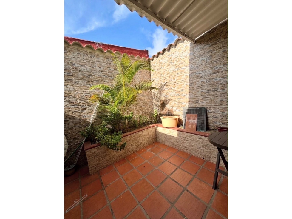 SE VENDE CASA INDEPENDIENTE EN MIRAMAR — foto 2