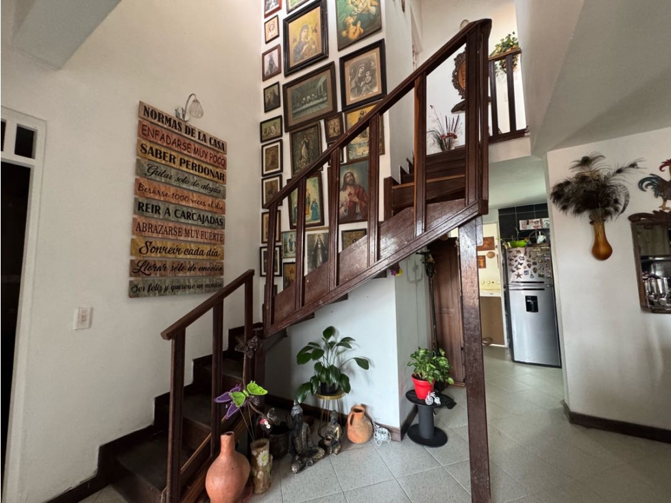 SE VENDE CASA LA CEJA SEGUNDO PISO Y MANZARDA ZONA CENTRO EXCELENTE — foto 3