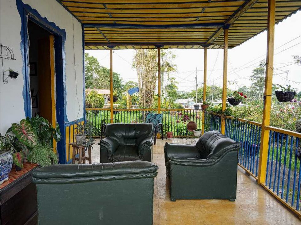 Se Vende Casa Lote Avenida Centenario — foto 4
