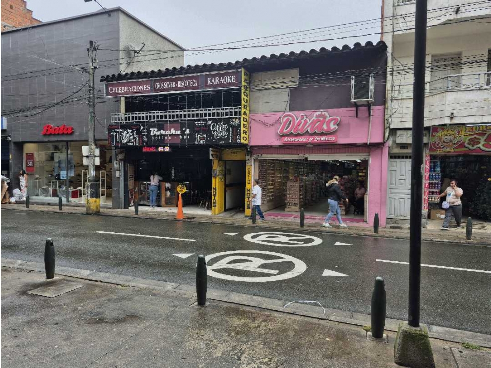 Se vende casa lote comercial en itagui parque