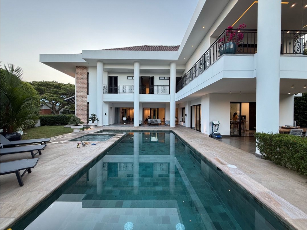 SE VENDE CASA LUXURY LA VIGA PANCE RP