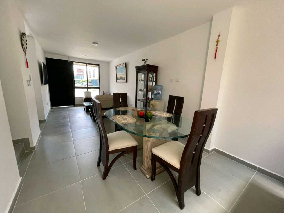 SE VENDE CASA EN CONJUNTO CERRADO CERCA AL AEROPUERTO.TEBAIDA QUINDIO