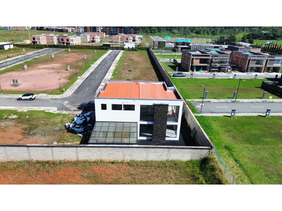 SE VENDE CASA MODERNA EN LA CEJA EN UNIDAD CERRADA PARA ESTRENAR — foto 5